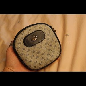 Gucci Bags - Authentic Vintage Gucci Coin Purse/Wallet Gucci Bags - Authentic Vintage Gucci Coin Purse/Wallet